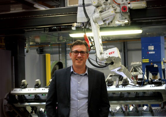maarten-lasrobot