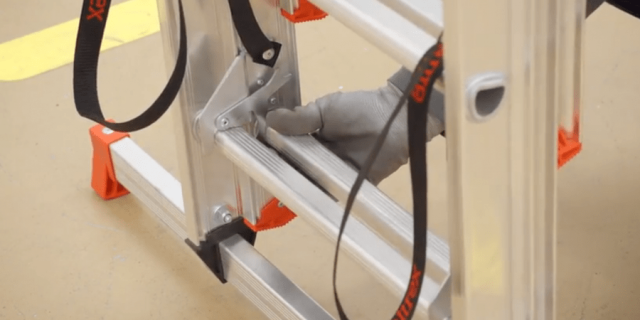 all-round-in-a-stand-1